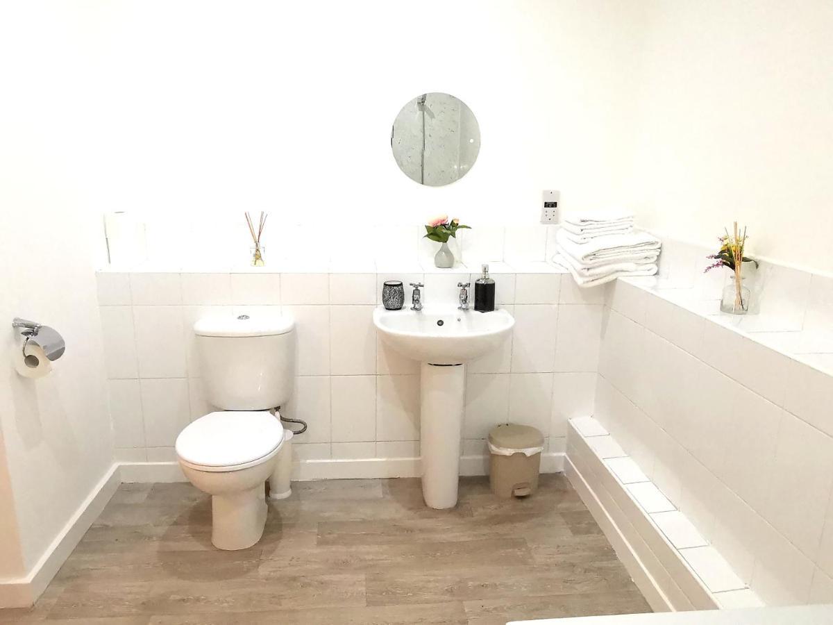 Comfort Zone Apartments Бирмингам Екстериор снимка